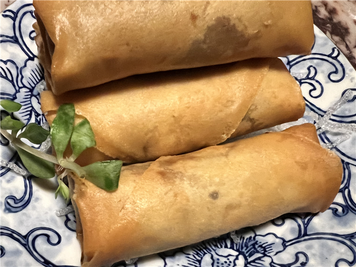 morel spring rolls